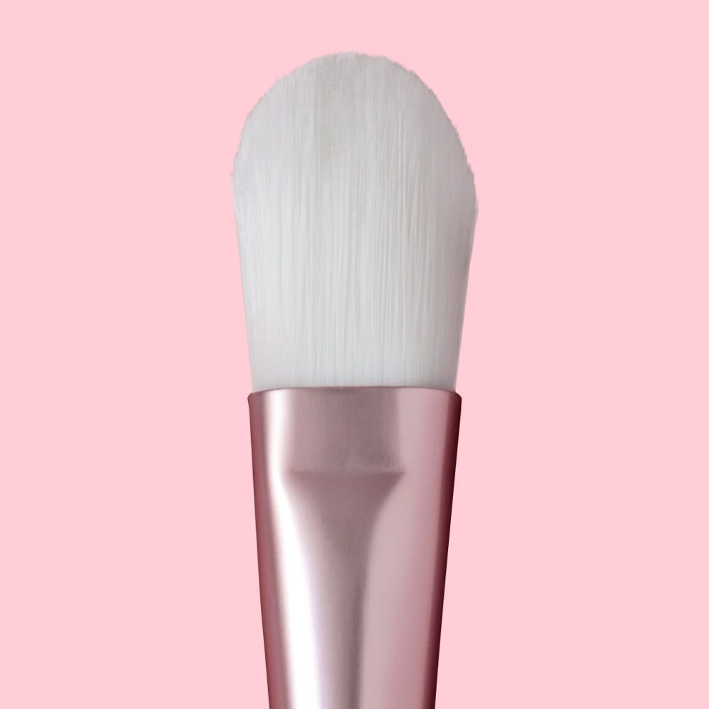 200 - Oval Foundation Brush