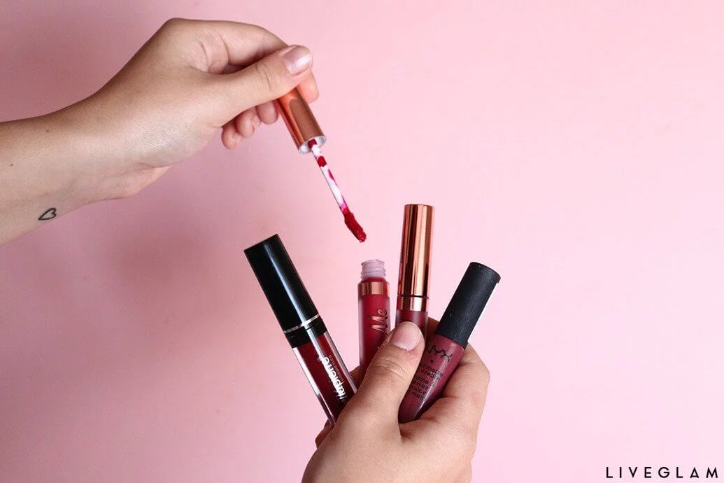 How to Apply Dark Lipstick